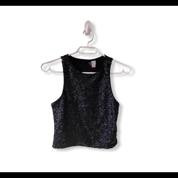 CUTE BLACK SHIMMERY TOP - Picture 5 of 5